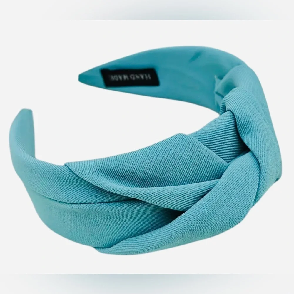The Unbranded Brand chic handmade